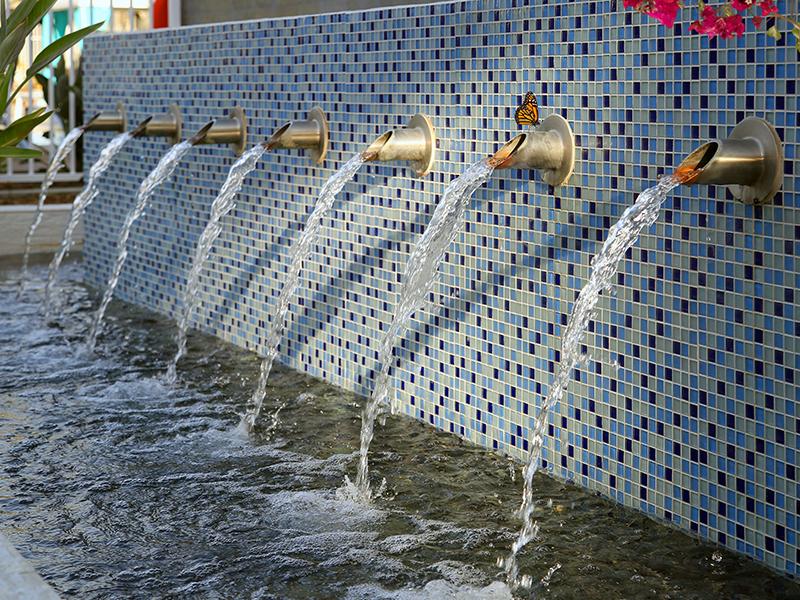 Fountain | Tempo at Riverpark Apartments