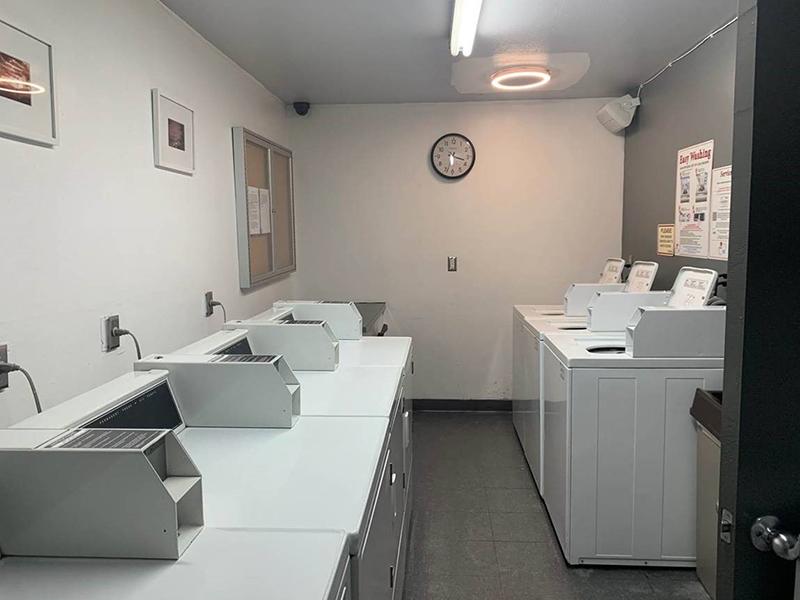 Laundry | Los Feliz