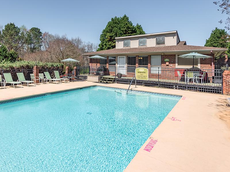 Cross Creek Cove Apartments in Fayetteville, NC 28314 Market Apartments