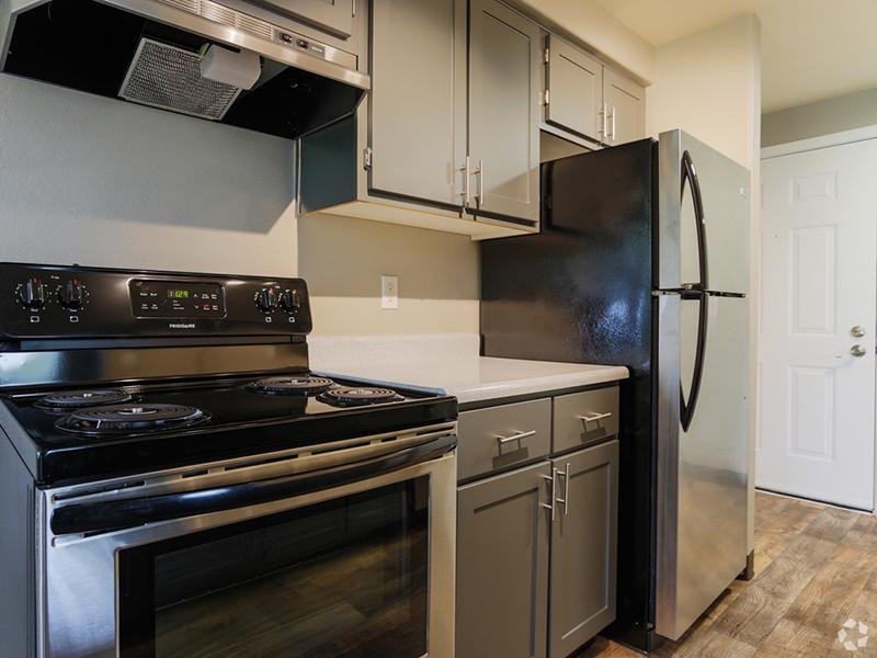 Stainless Steel Appliances | Stark Street Crossing