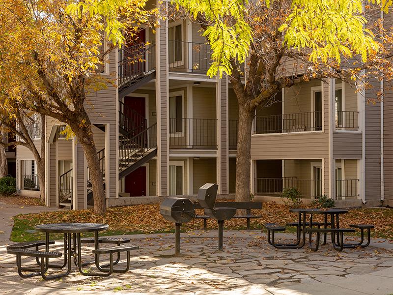 Exterior | Seasons at Pebble Creek