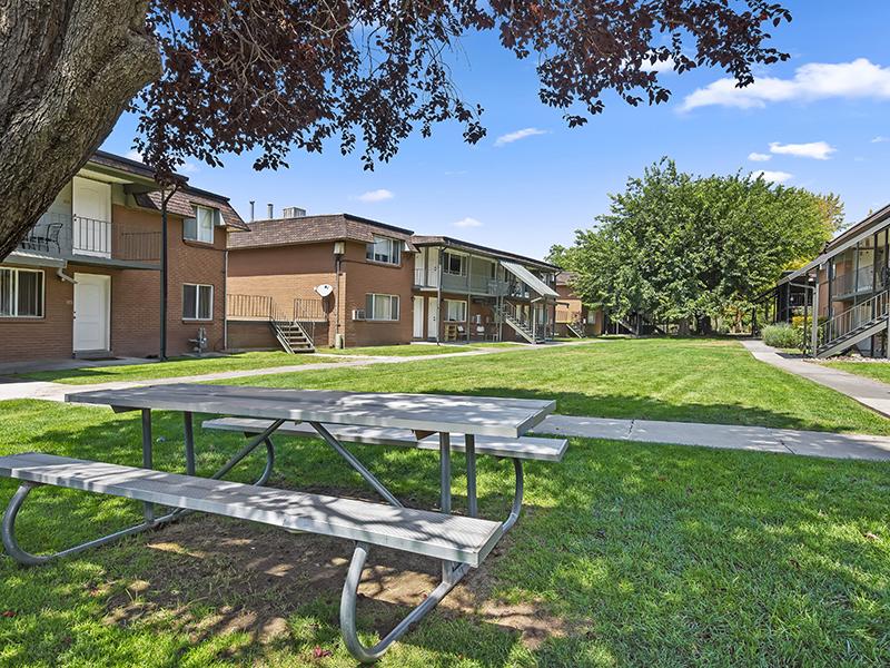 Picnic Table | Woodside at Holladay Apartments in Salt Lake City, UT