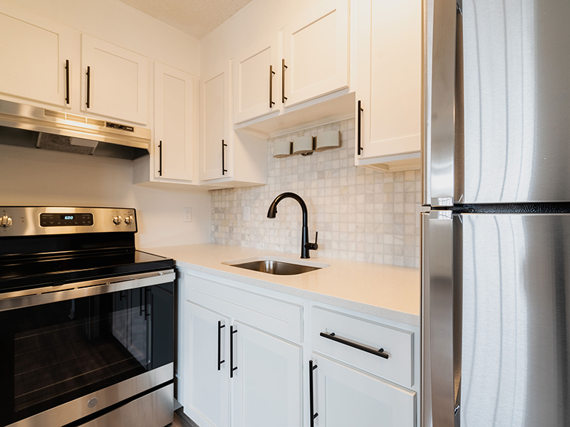 Kitchen | The Postmark at Littleton