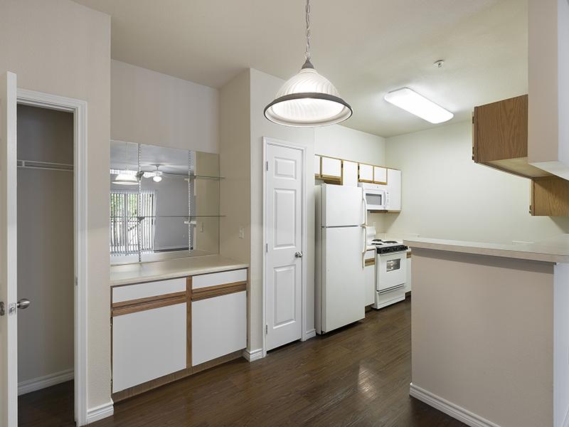 Dining Room | Hill Country Villas