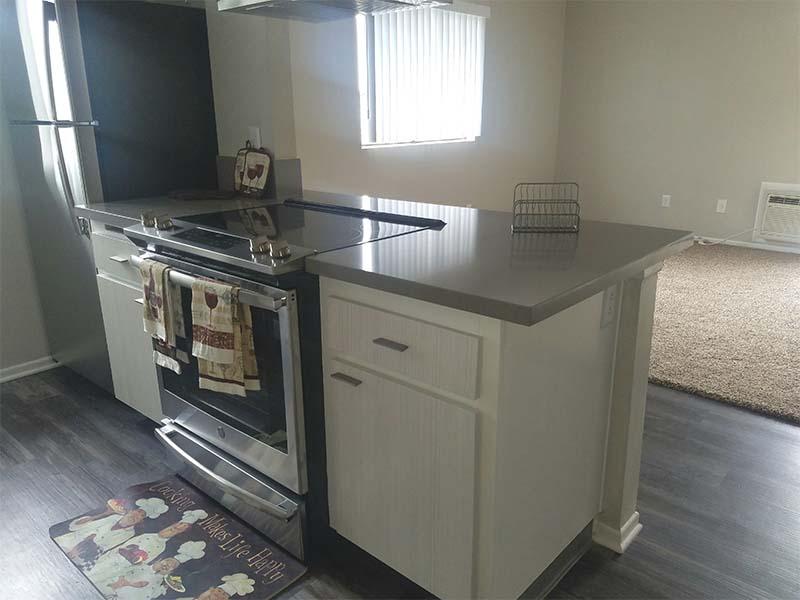 Kitchen | Vista Apartments
