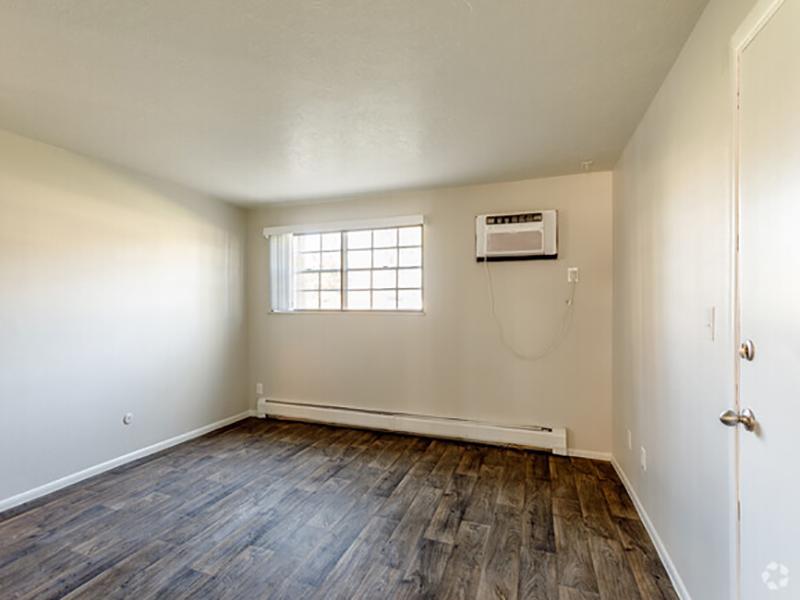 Entry | Franklin Flats