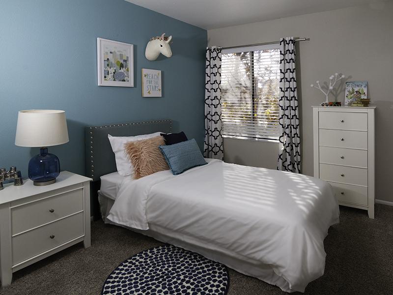 Bedroom | Seasons at Pebble Creek