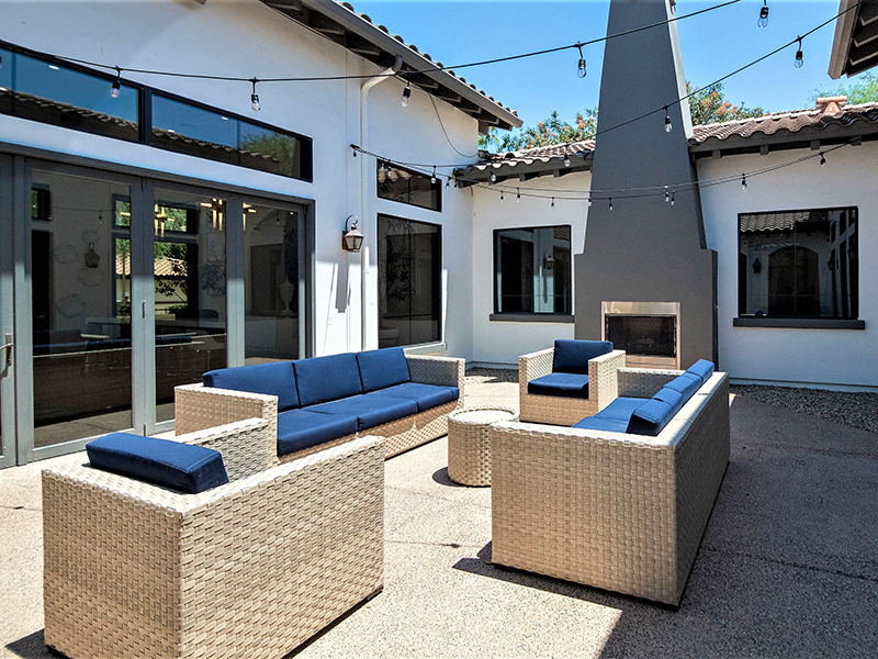 Outdoor Fireplace Lounge | Serafina Apartments