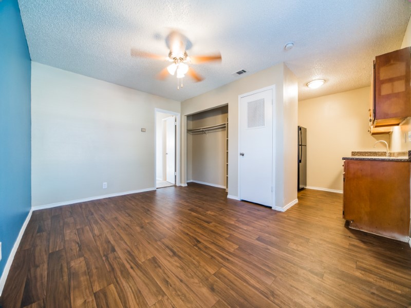 The Lodge at Timber Hill San Antonio Apartments