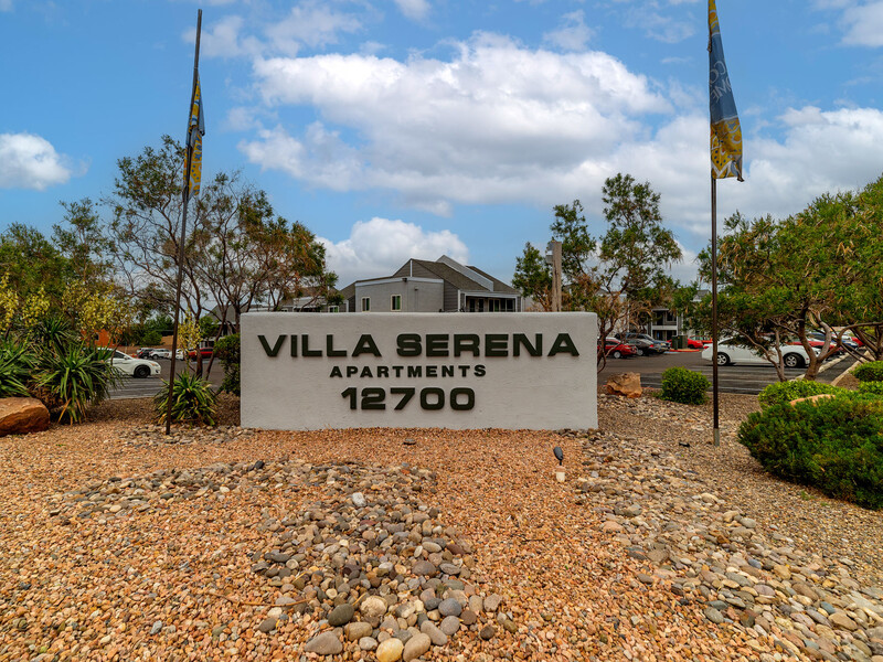 Monument Sign | Villa Serena Apartments in Albuquerque, NM