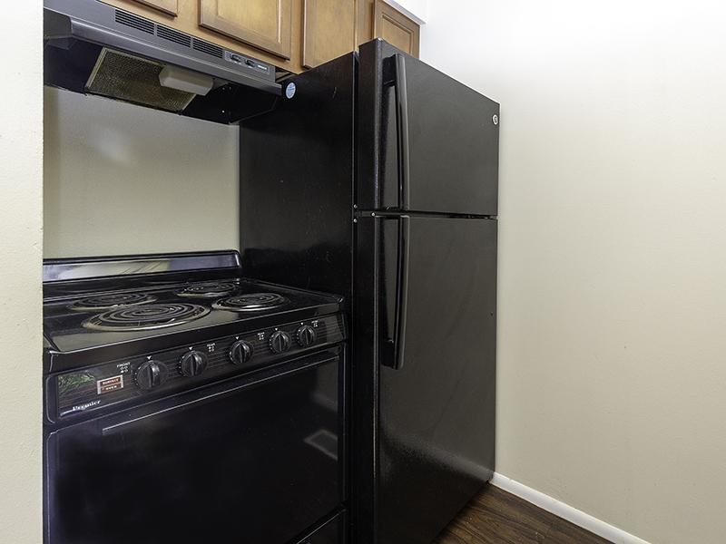 Kitchen | Lookout Pointe Apartments in Provo, UT