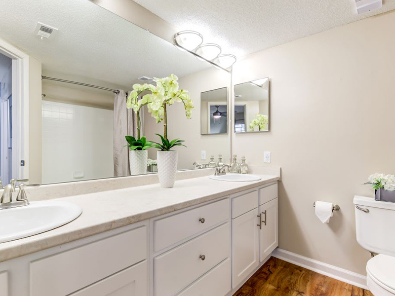 Bathroom | Plantations at Pine Lakes