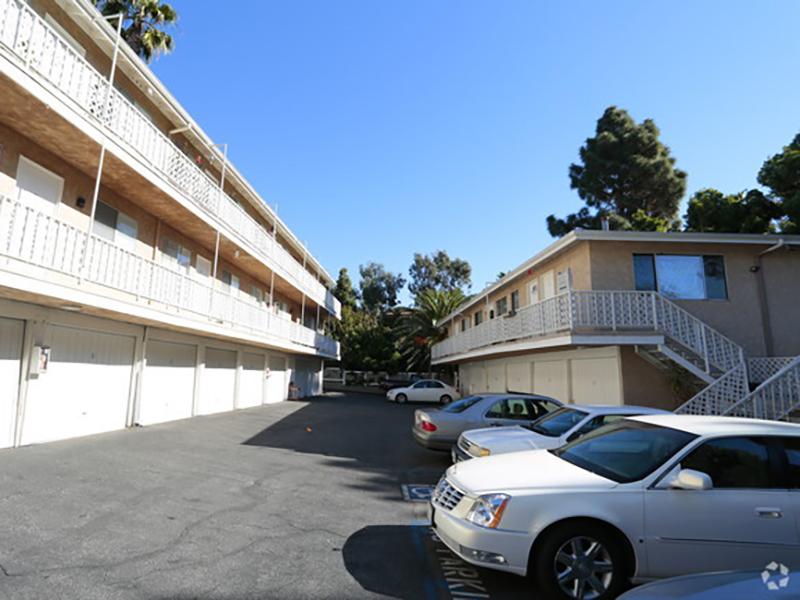 Garages | San Clemente Beachwalk in San Clemente, CA