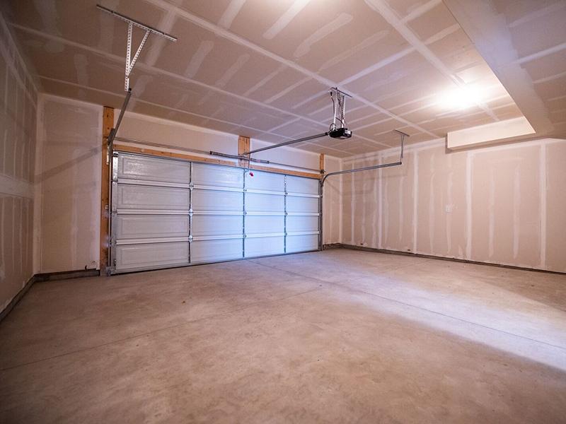 Garage | Leads Calla Homes
