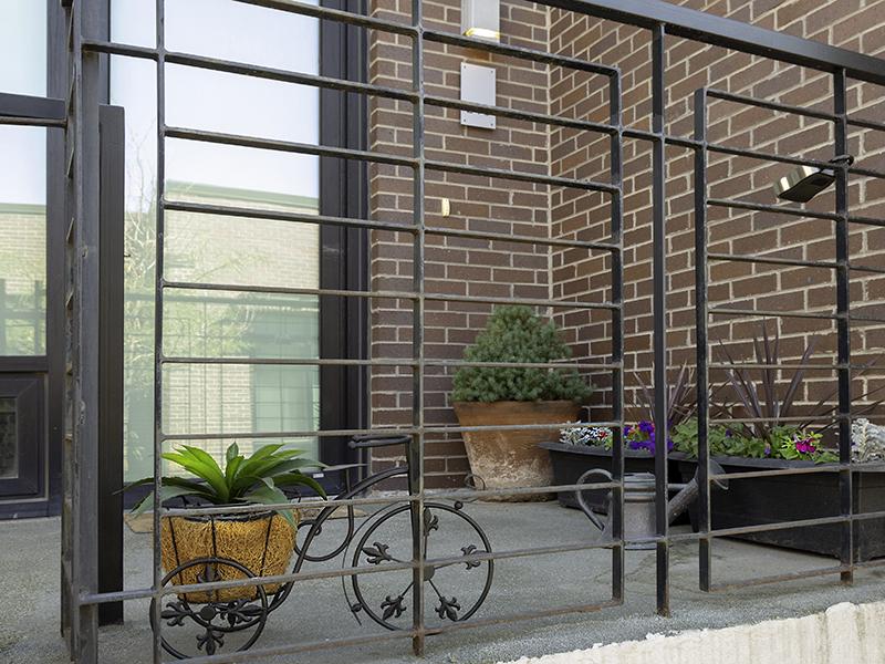 Private Balcony | 21 and View 84106 Apartments