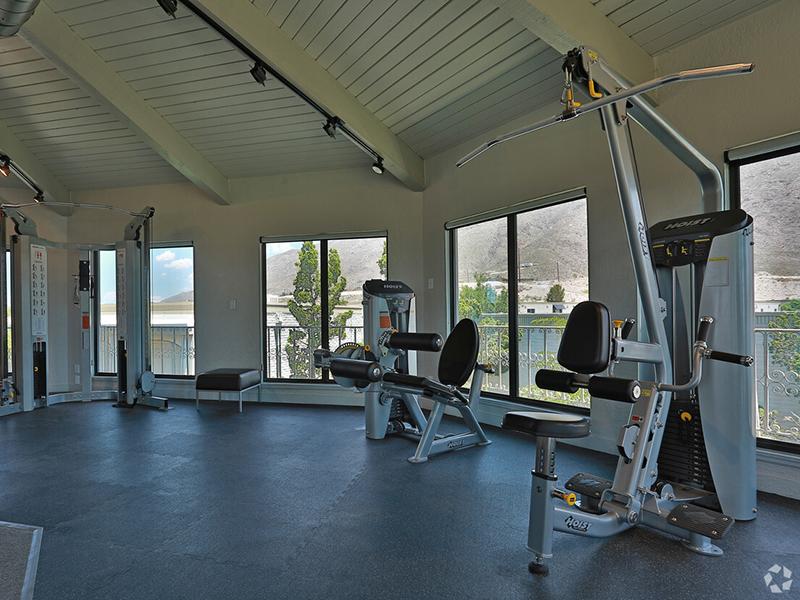 Apartments in El Paso with a Gym | Kings Hill
