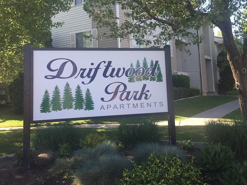 Murray Apartments | Driftwood Park | UT | Welcome Sign