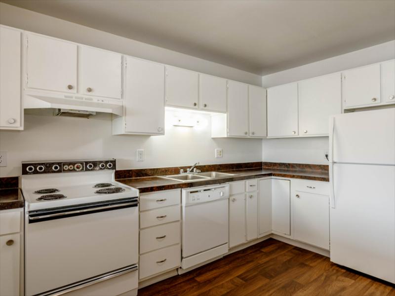 Kitchen | Alpine Meadows