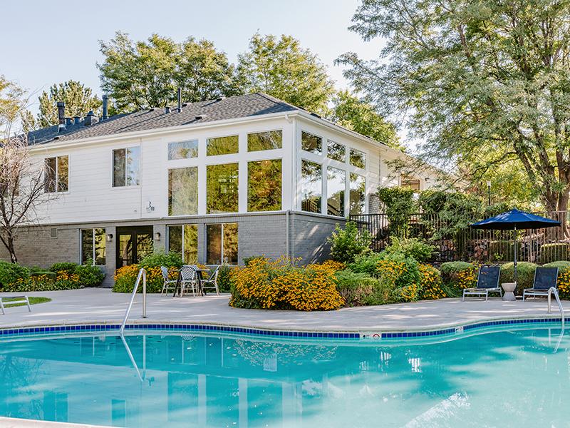 Swimming Pool | Kallisto at Bear Creek 80227 Apartments