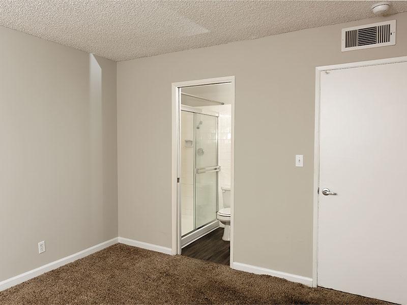 Bedroom - 2 Bedroom Apartments California
