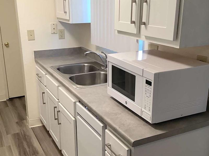 Kitchen Countertops | Parkside Villa Apartments in Fairfield, CA