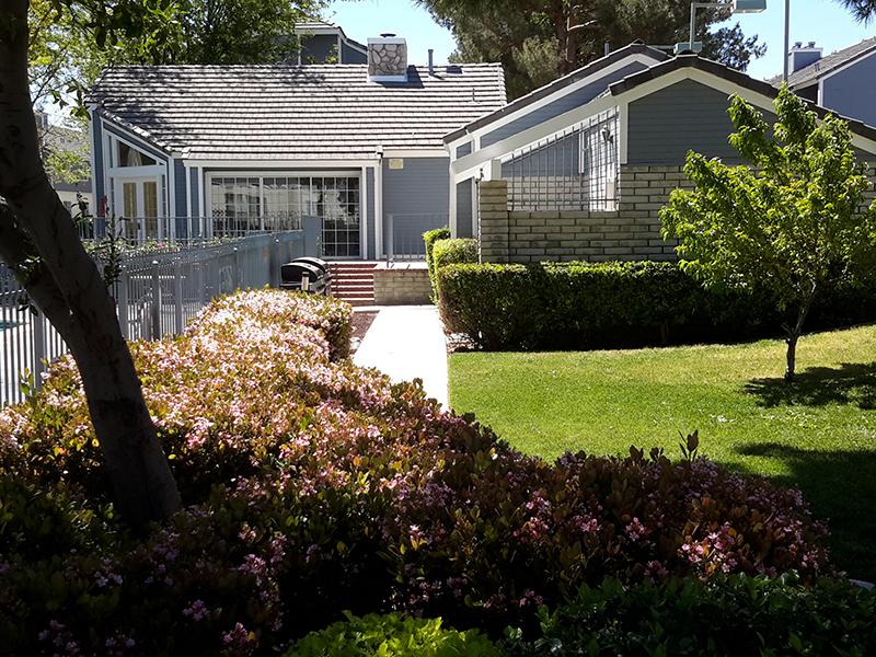 Exterior Walkway | The Cape