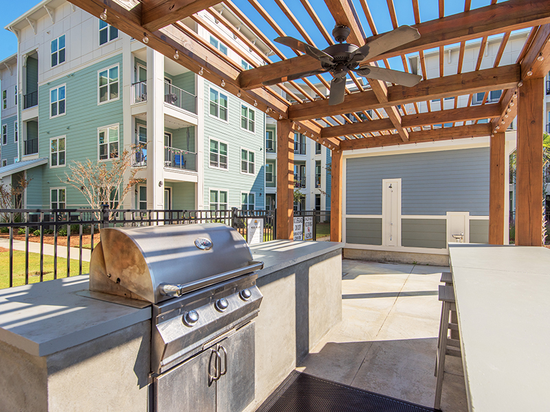 BBQ Area | Atlantic on the Avenue