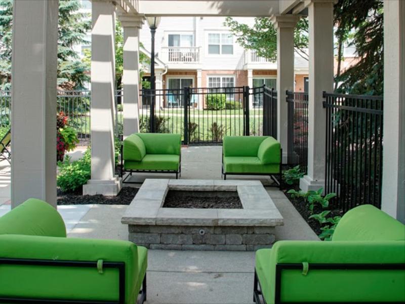 Firepit | River Run at Naperville