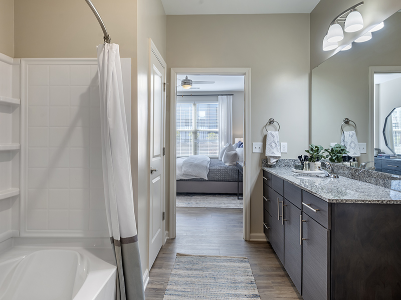 Master Bath | Willows at the University in Charlotte, NC