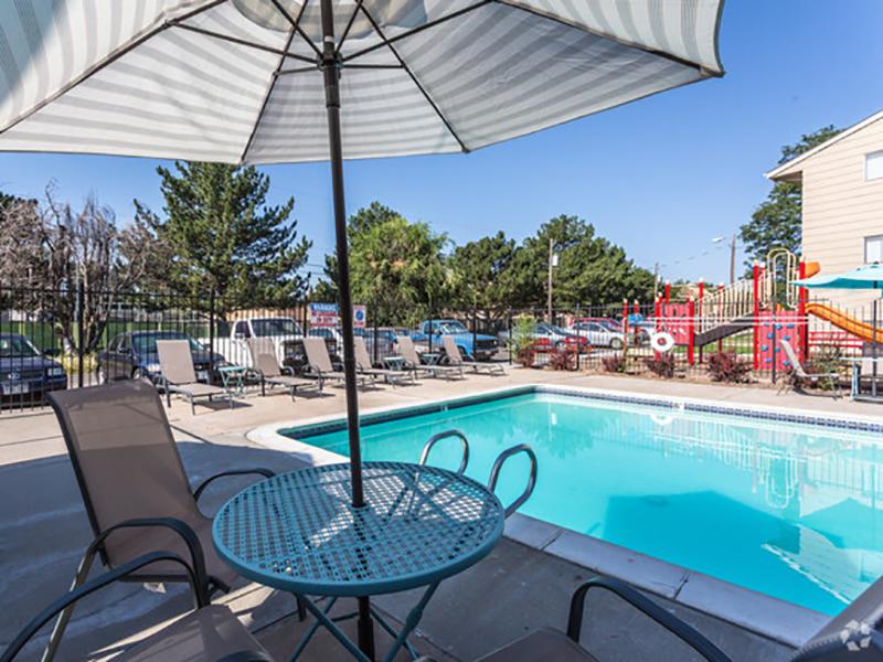 Pool | Franklin Flats in Greenly, CO