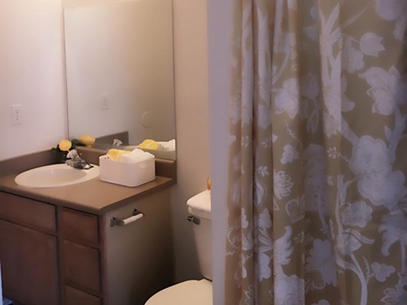 Bathroom | Riverview Townhomes