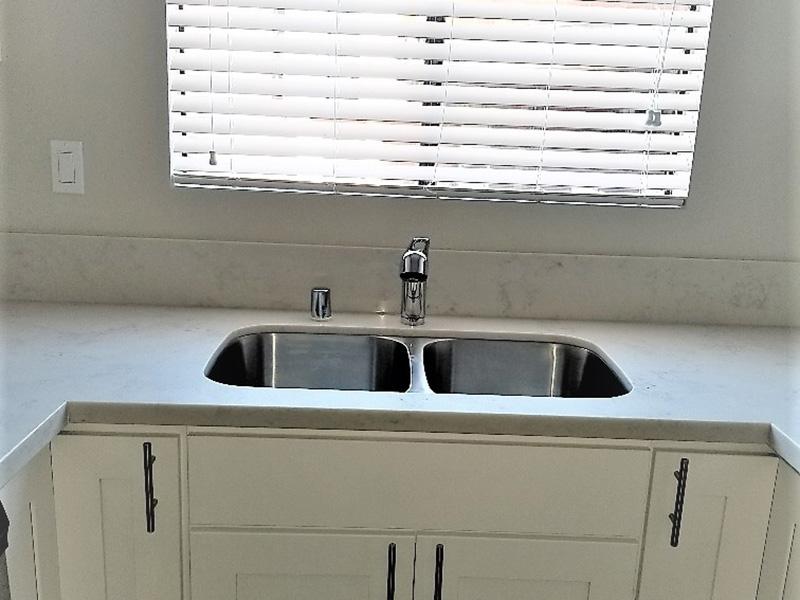 Kitchen | Galleria Townhomes
