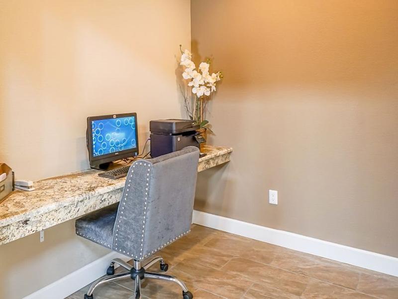Community Business Center | The Enclave Apartments in Albuquerque NM