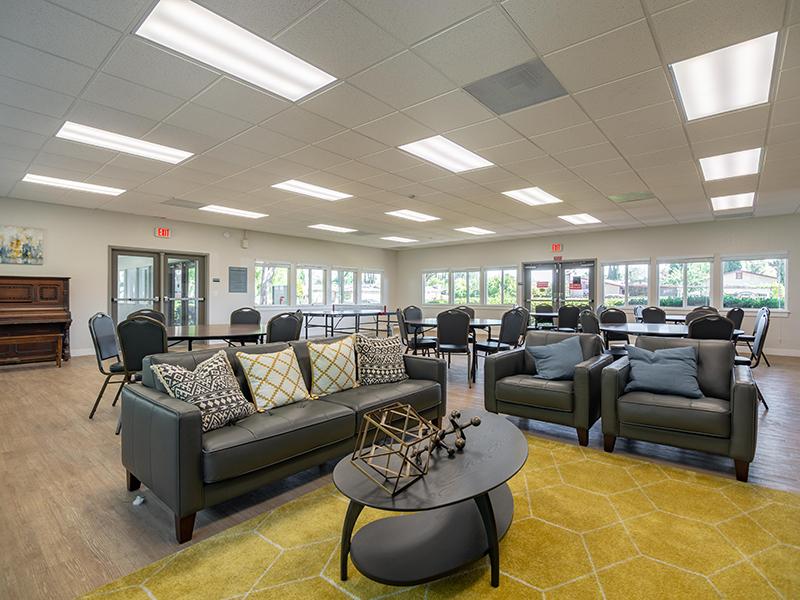 Leasing Office | Villa de Guadalupe