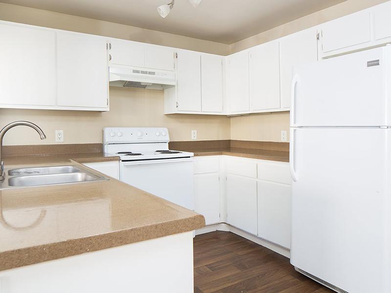 Kitchen | The Ridge at San Diego