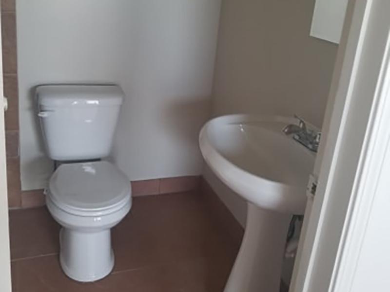 Bathroom | The Kirk Apartments