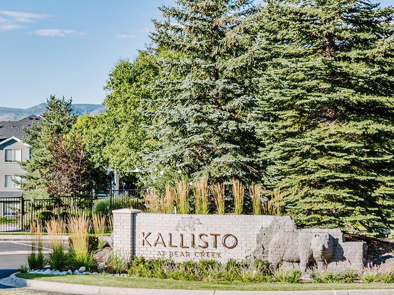 Exterior Entrance Sign | Kallisto at Bear Creek Apartments in Lakewood, CO