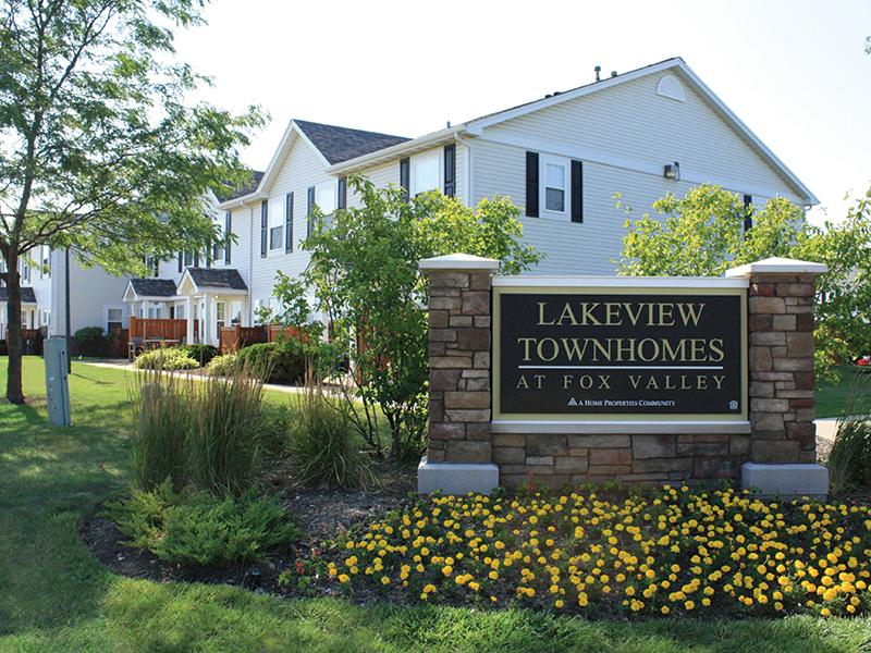 Lakeview Townhomes at Fox Valley in Aurora, IL