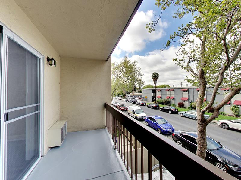 Balcony | Sunset Pines Apartments in Concord, CA