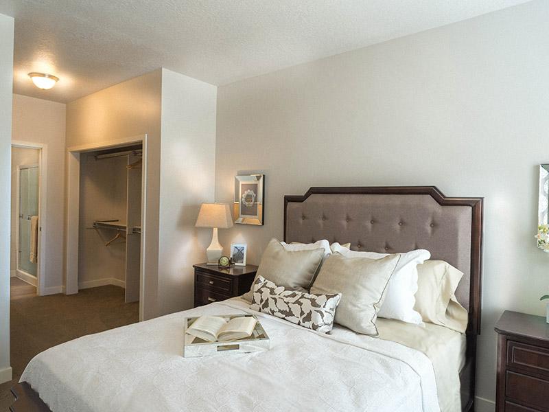 Grovecrest Villas Apartments