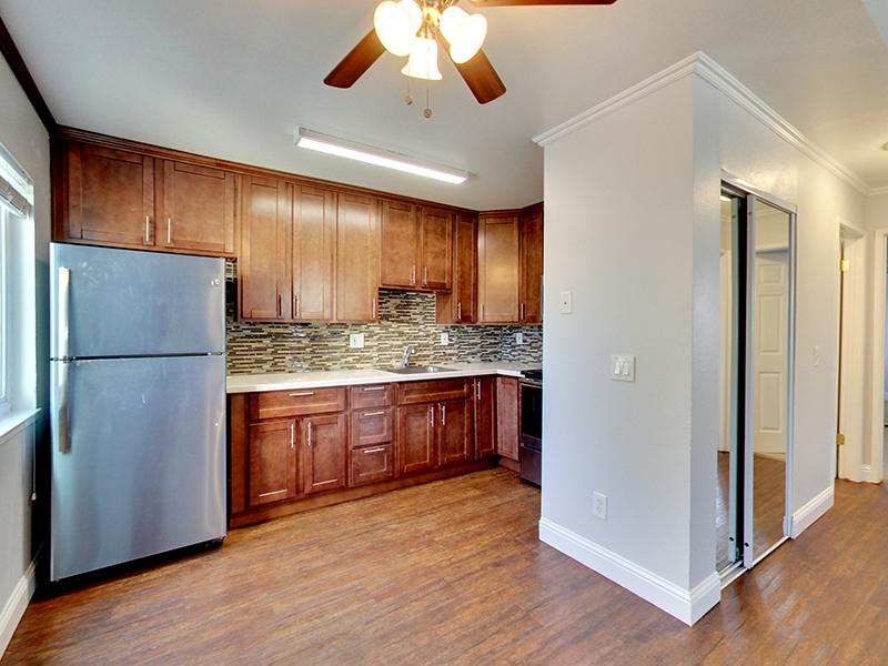 Kitchen | Hampshire Apartments in Redwood City, CA