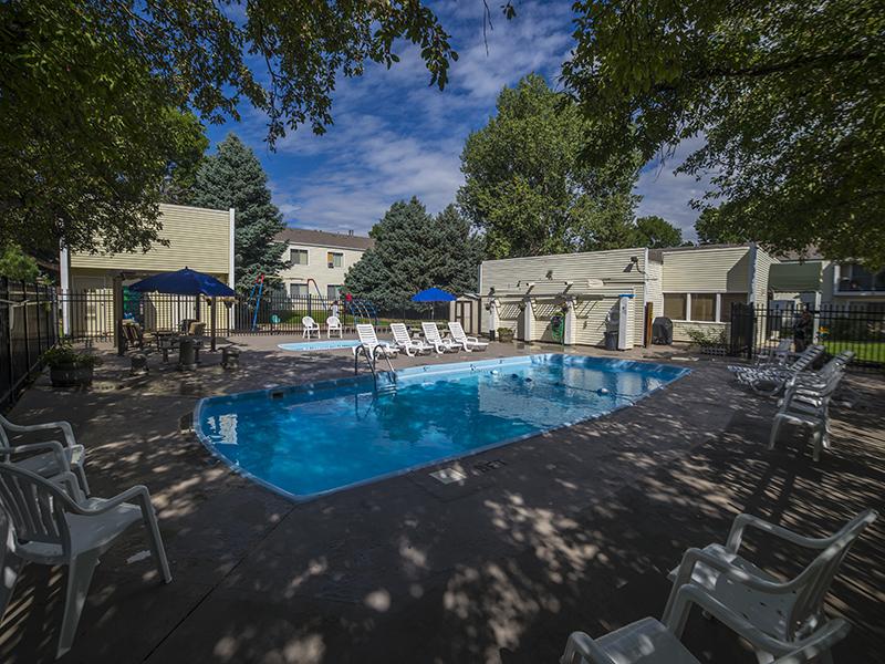 Swimming Pool | Falcon Run Apartments