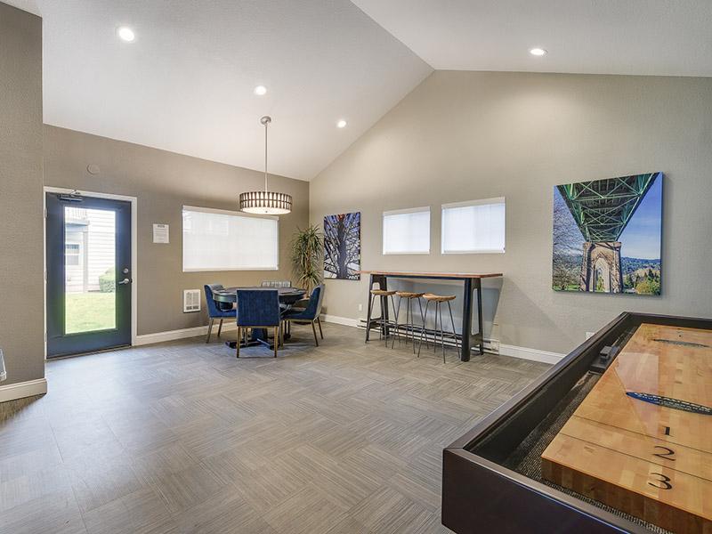 Clubhouse Interior | Bridge Creek
