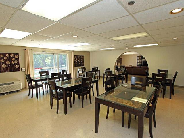 Westwood Terrace Apartments In Moline Illinois