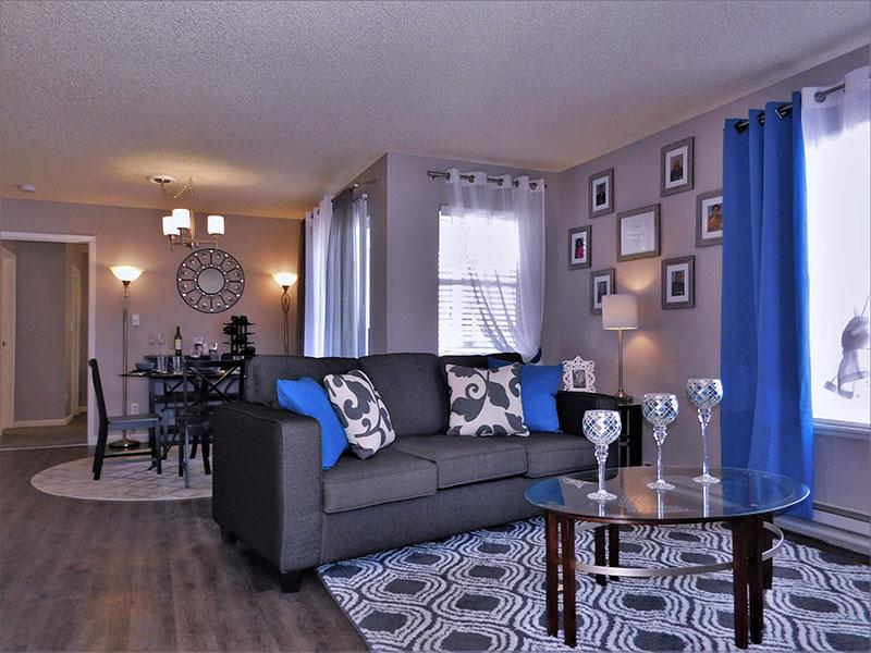 Living Room | Cheyenne Crossing