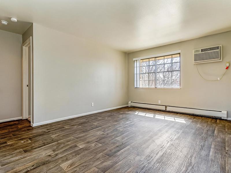 Living Room | Bridge Square Apartments