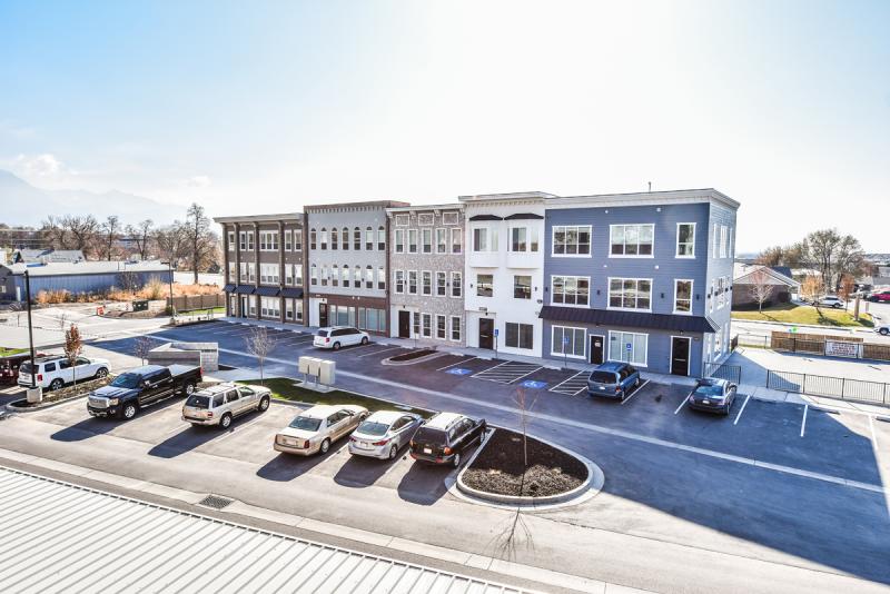Executive Office space for lease | Grovecrest Center