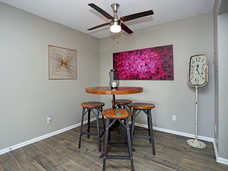 Dining Area | Ascend at Red Rocks Lakewood Apartments