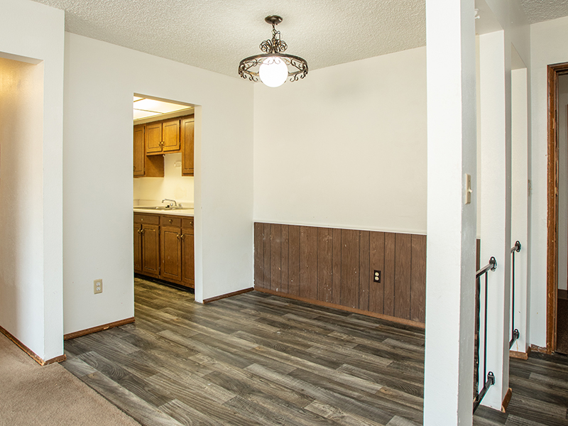 Decorative Lighting | Conquistador Apartments in Casper, WY