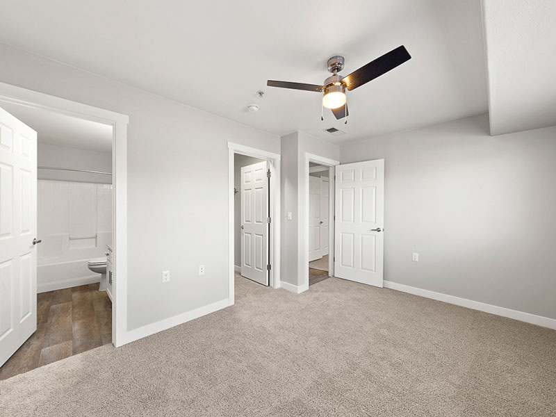 Master Bedroom | Oasis Palms